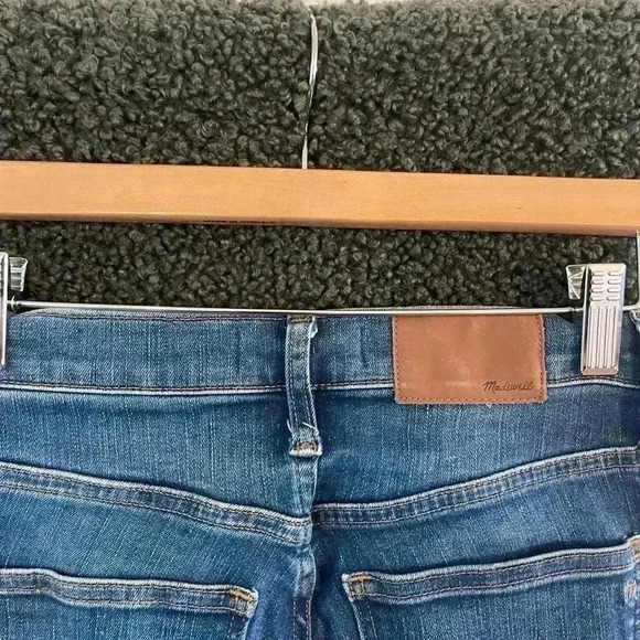 Madewell 8” Skinny Jeans - Picture 6 of 6
